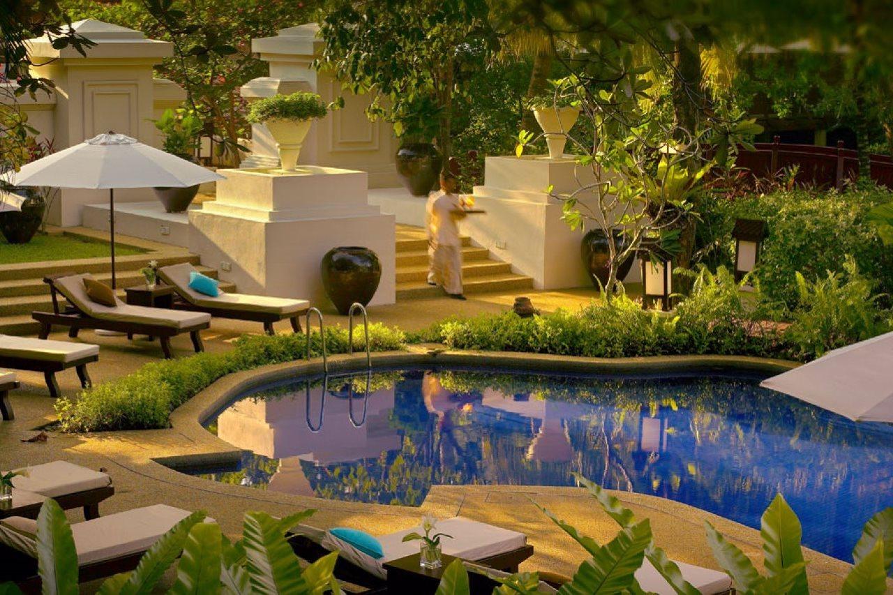 Tanjong Jara Resort, Terengganu - A Small Luxury Hotels Of The World Dungun Exteriér fotografie The pool at the Four Seasons Hotel, Kuala Lumpur