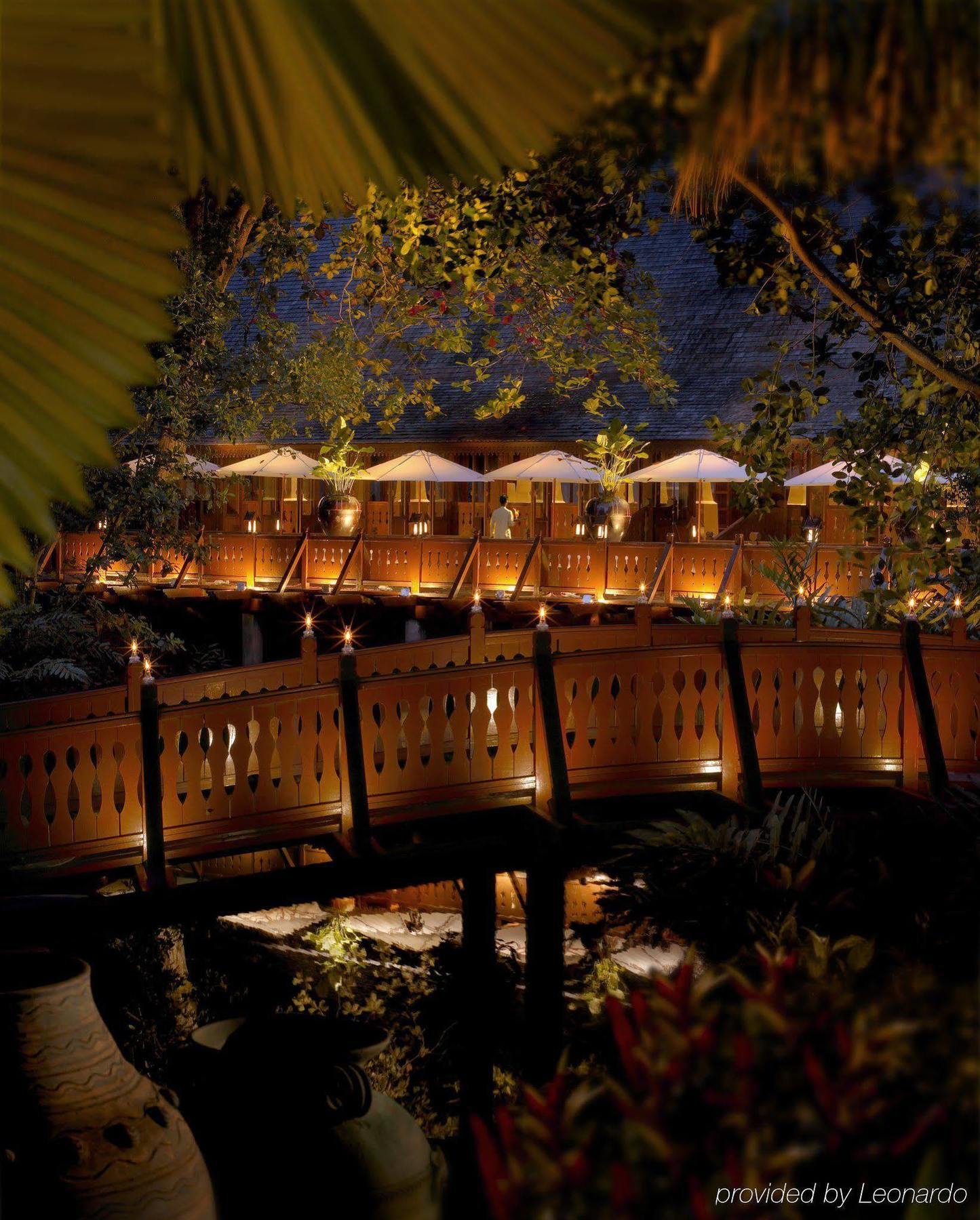 Tanjong Jara Resort, Terengganu - A Small Luxury Hotels Of The World Dungun Exteriér fotografie The River Cafe